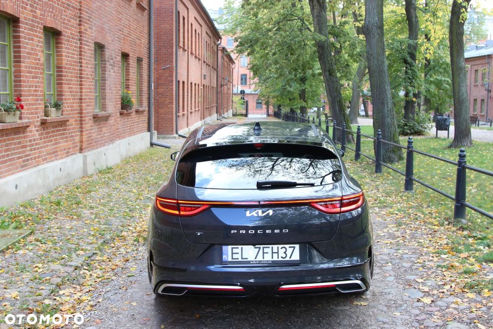 Kia ProCeed 1.5 T-GDI GT Line - 17