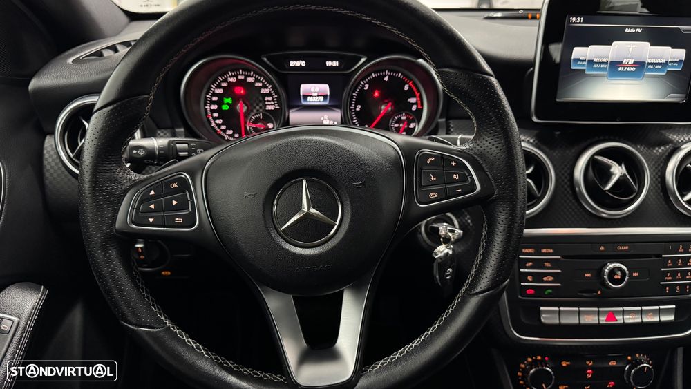 Mercedes-Benz A 180 d Urban Aut. - 24