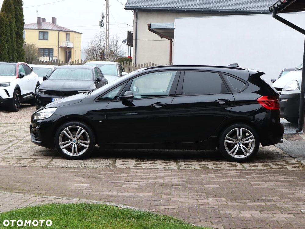 BMW Seria 2 218d - 8