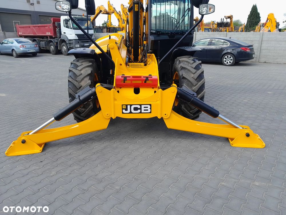 JCB 540-170 2022R - 12