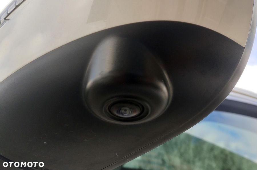 Nissan Qashqai 1.6 DIG-T N-Connecta - 23