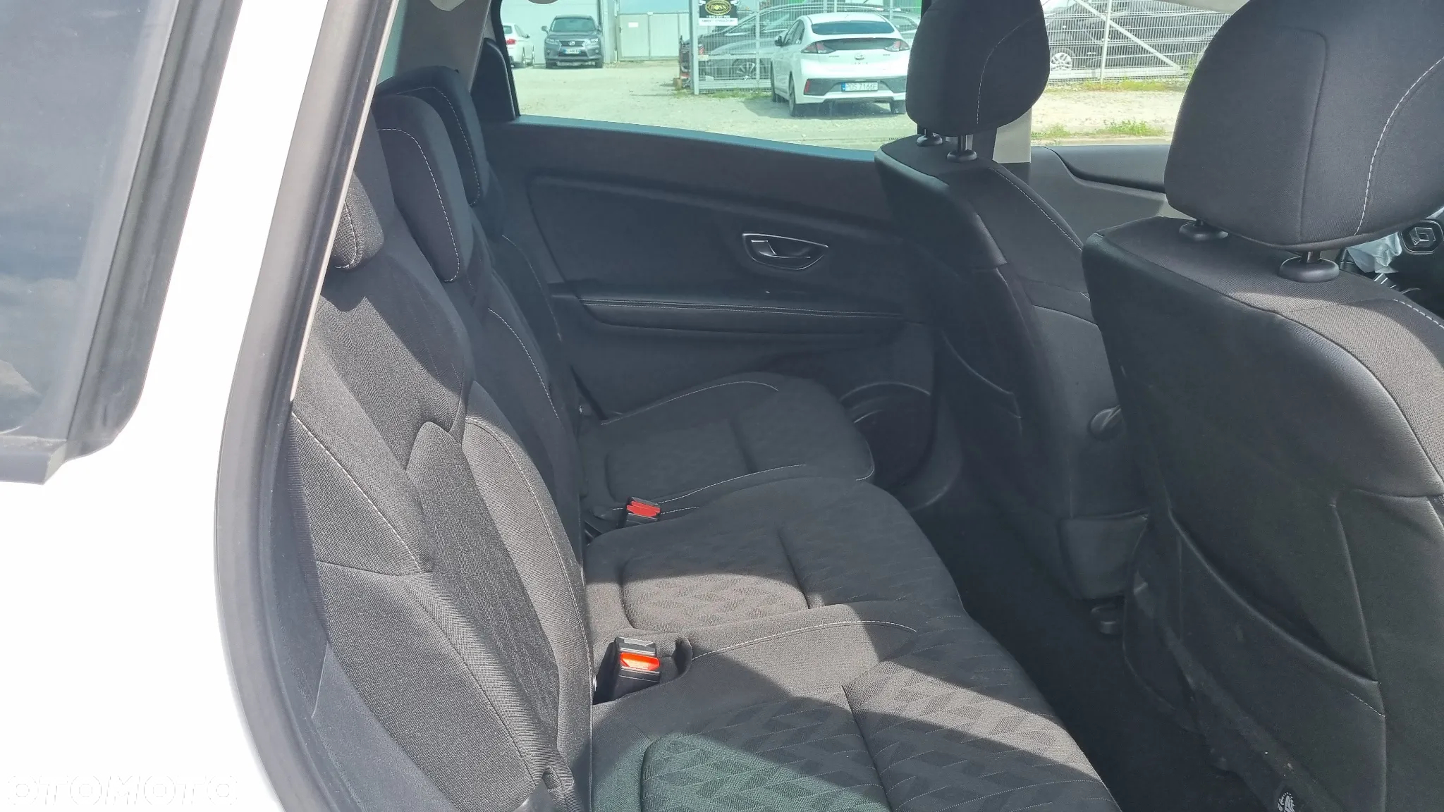 Renault Grand Scenic Gr 1.7 Blue dCi Zen - 23
