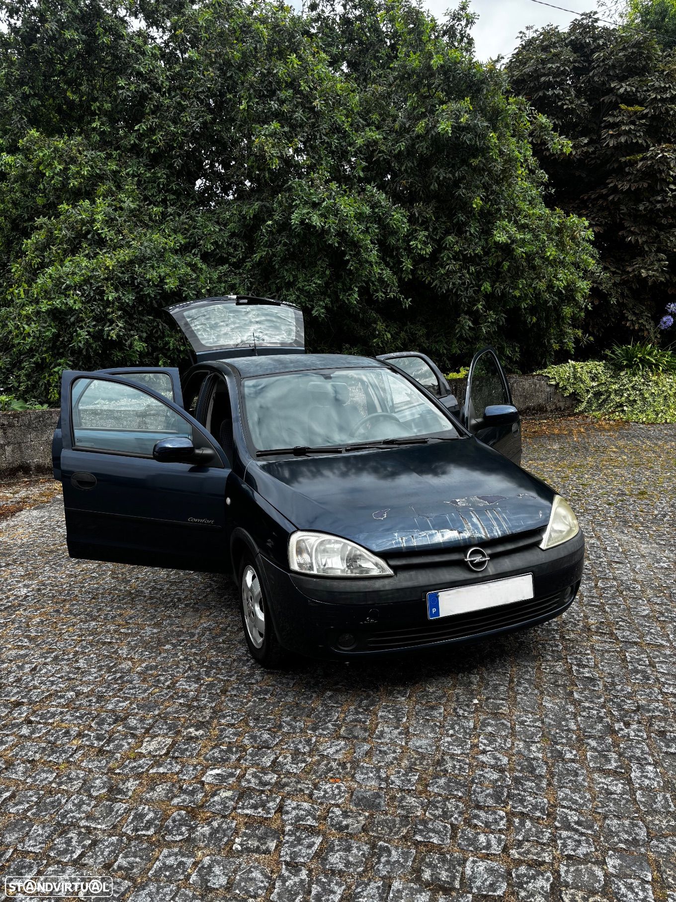 Opel Corsa 1.2 16V Confort - 1