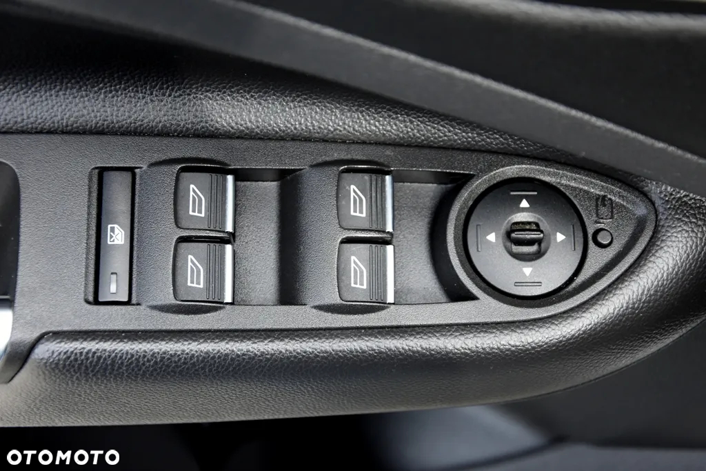 Ford Kuga 1.5 EcoBoost FWD Titanium ASS - 35