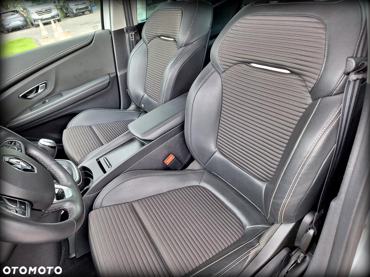 Renault Scenic 1.7 Blue dCi Zen - 14