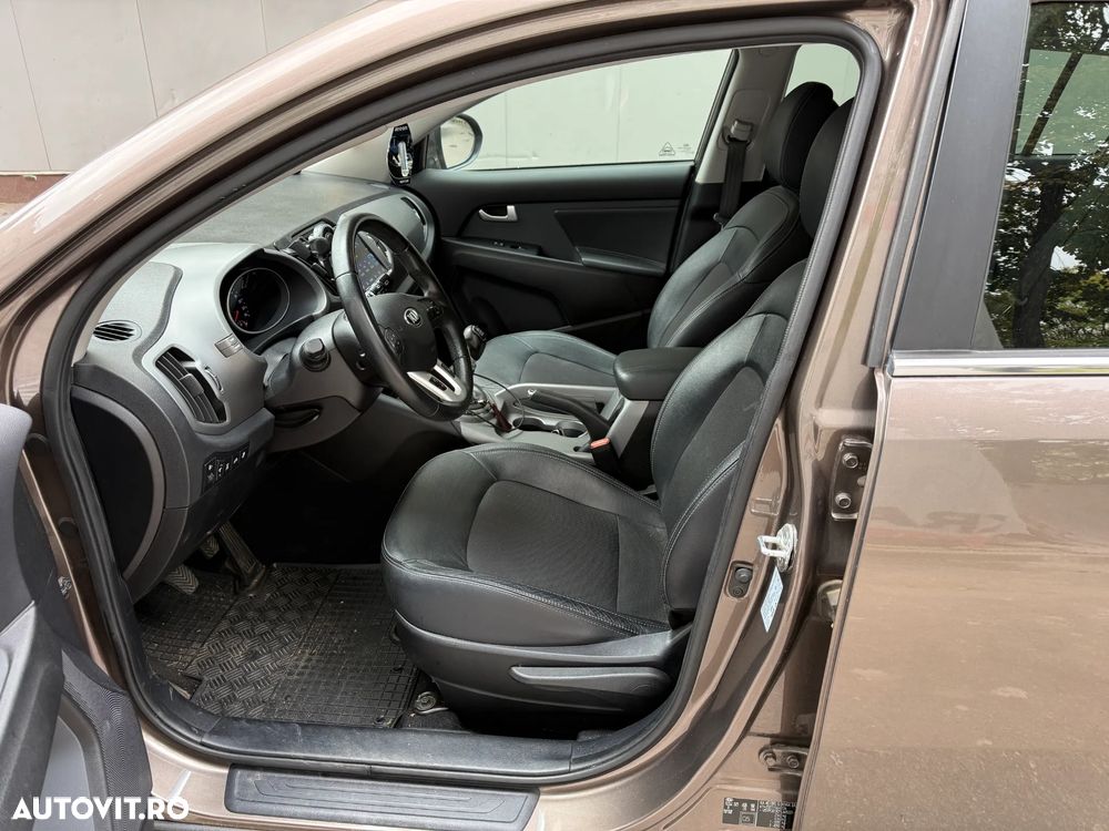 Kia Sportage 2.0 DSL 6MT 4x4 Style - 6
