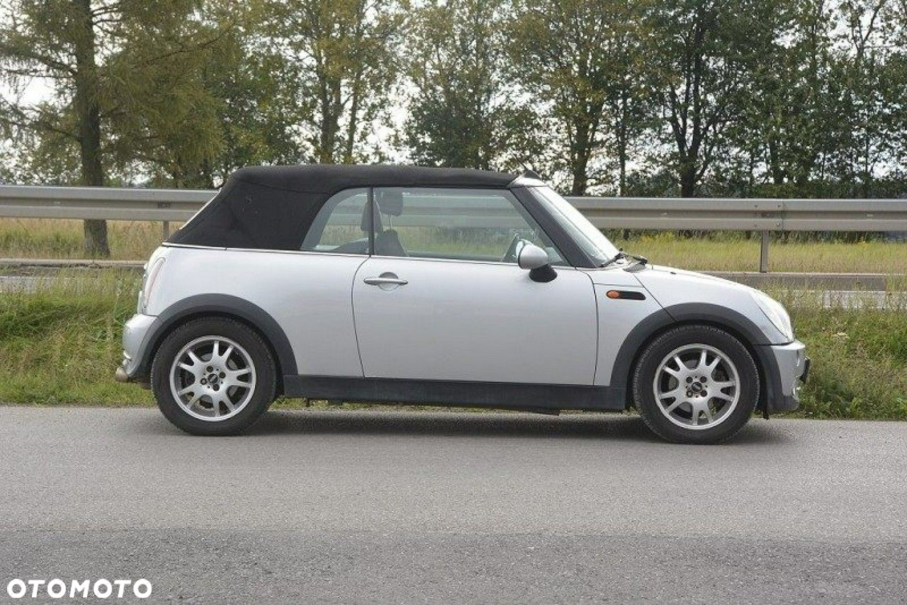 MINI Cooper Cabrio - 8