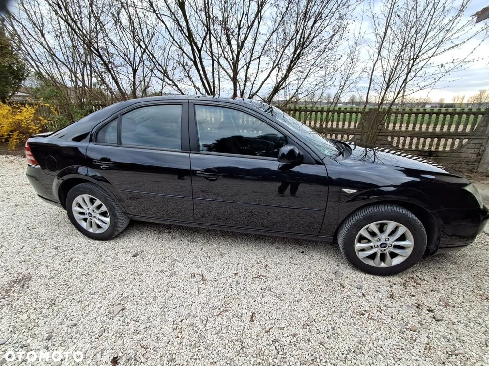 Ford Mondeo - 1