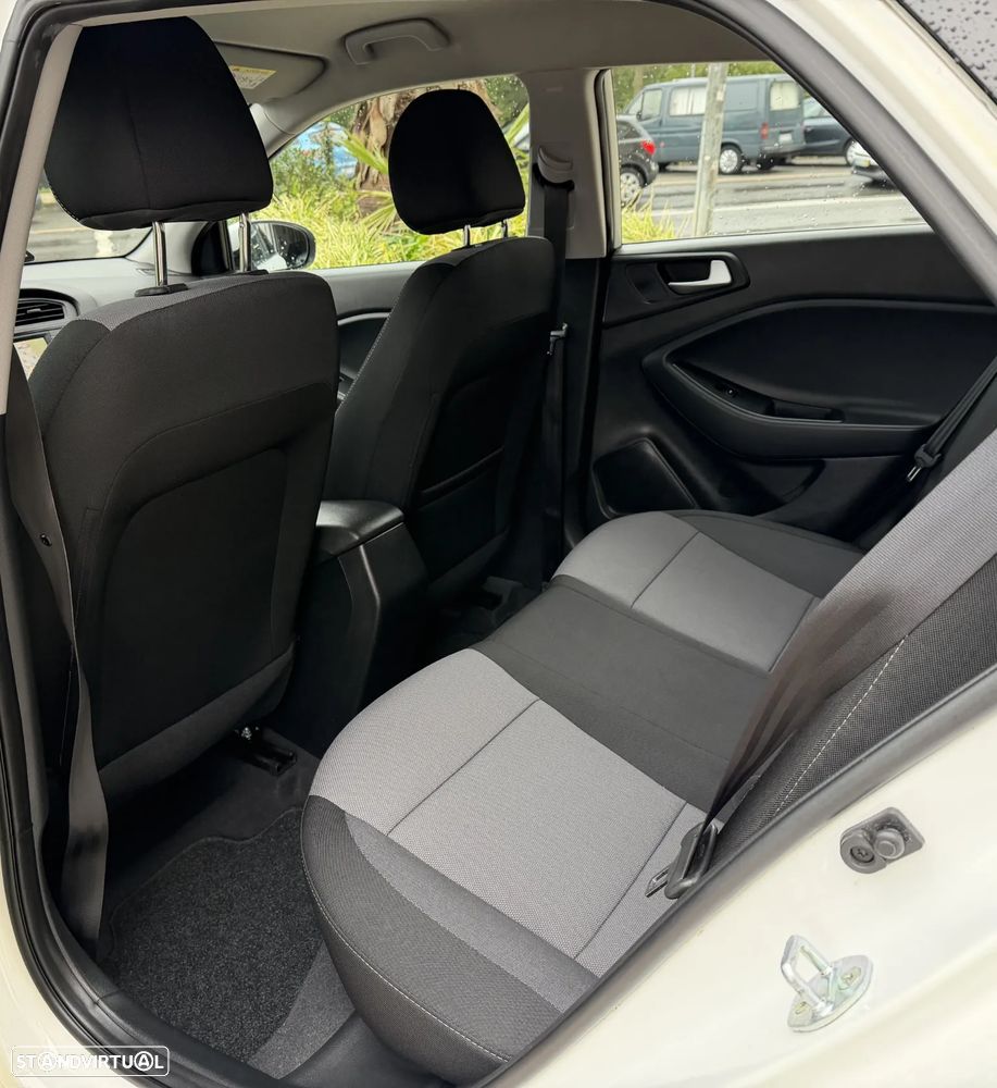 Hyundai i20 Active 1.0 T-GDi Comfort Navi - 23