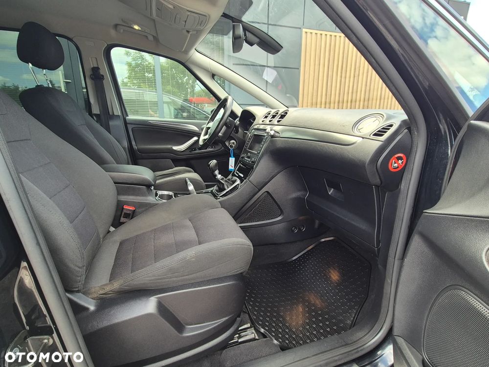 Ford S-Max 2.0 TDCi Trend - 32