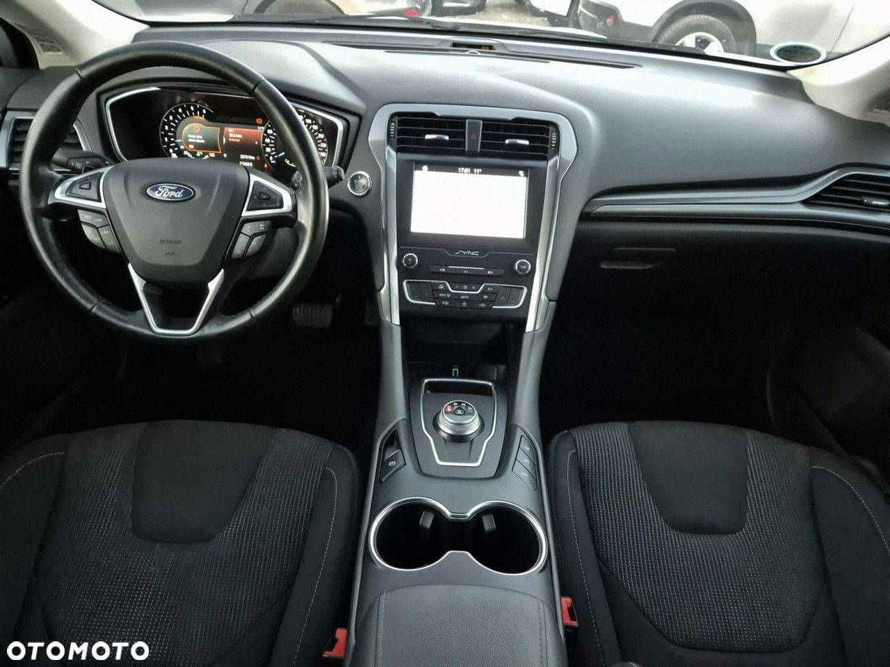 Ford Mondeo - 21