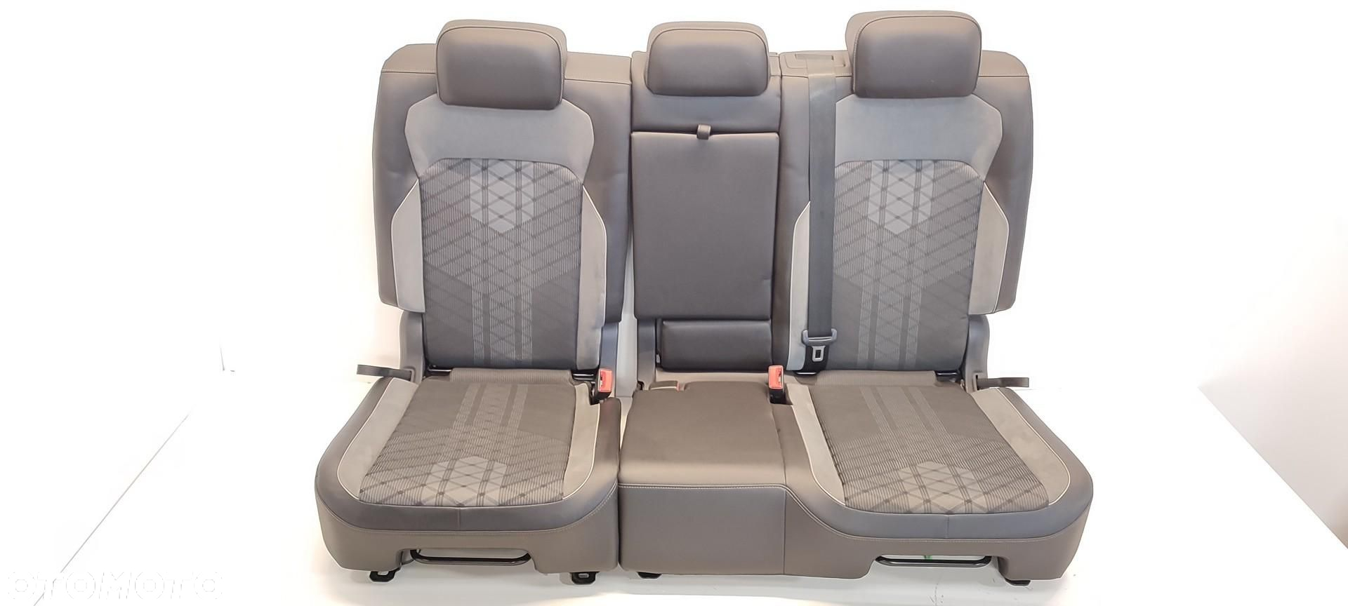 VW TIGUAN II FOTELE KANAPA R-LINE 5NA - 2