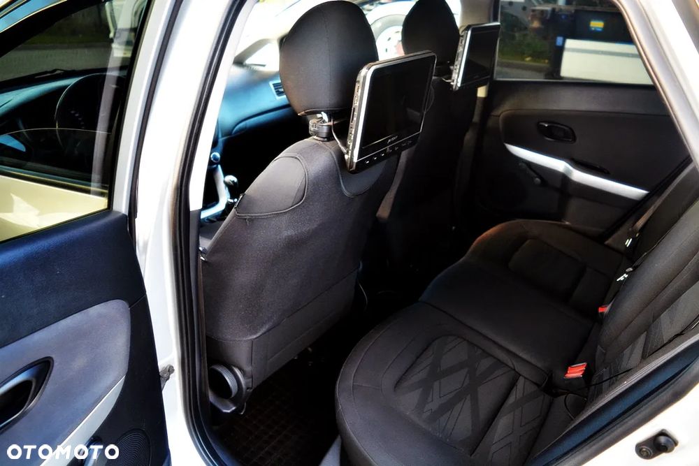 Kia Ceed 1.6 CRDi M - 16