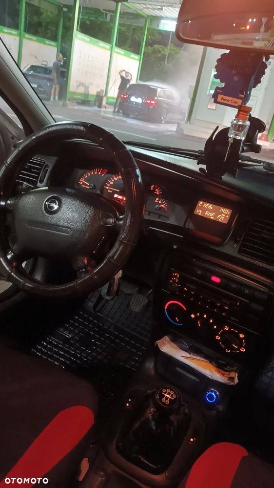 Opel Vectra - 26