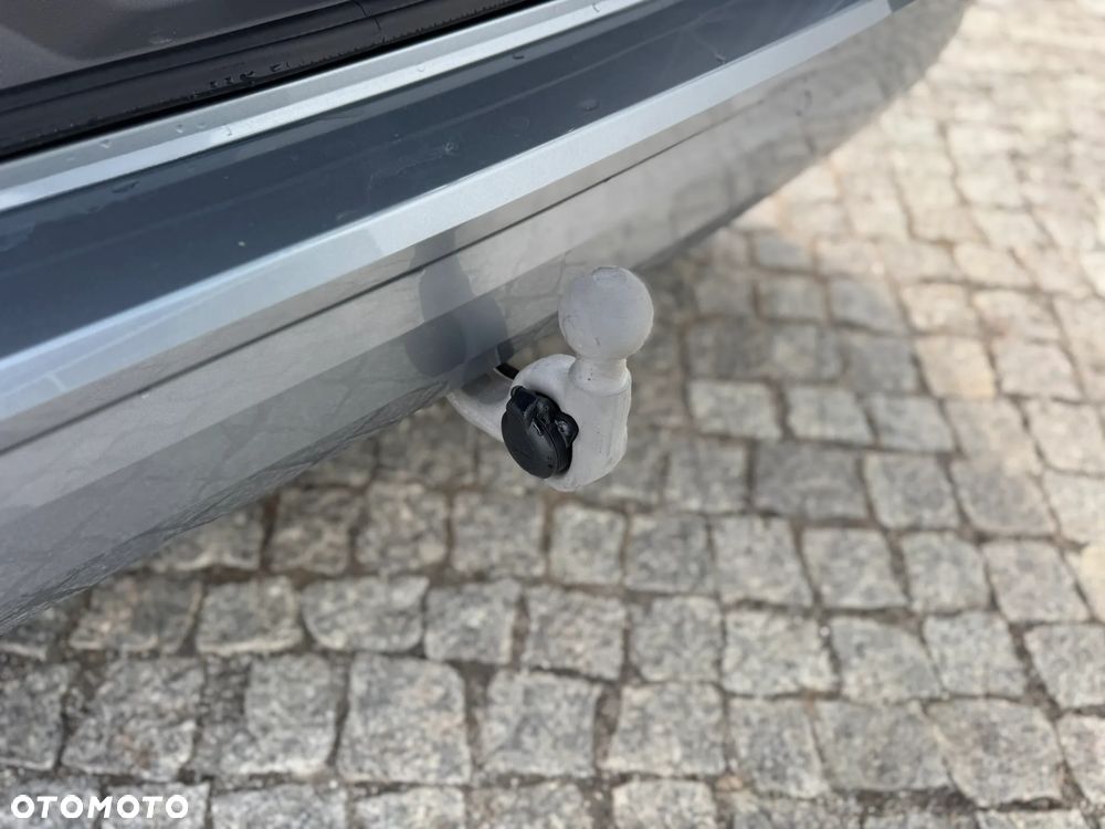Volkswagen Multivan 2.0 TDI L2 Edition DSG - 29