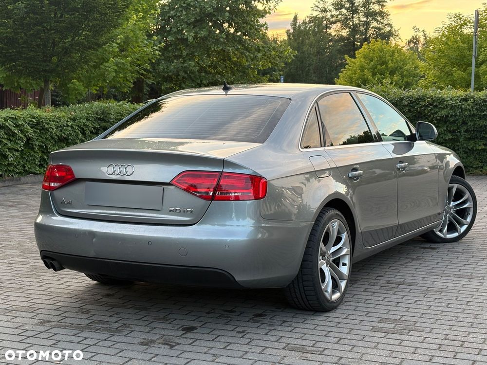 Audi A4 Limousine 2.0 TDI Limited Edition Multitr - 4