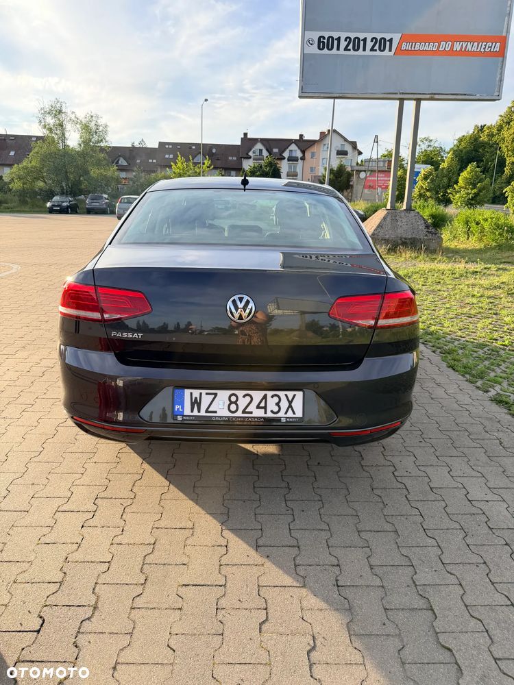 Volkswagen Passat 2.0 TDI SCR Comfortline DSG - 5