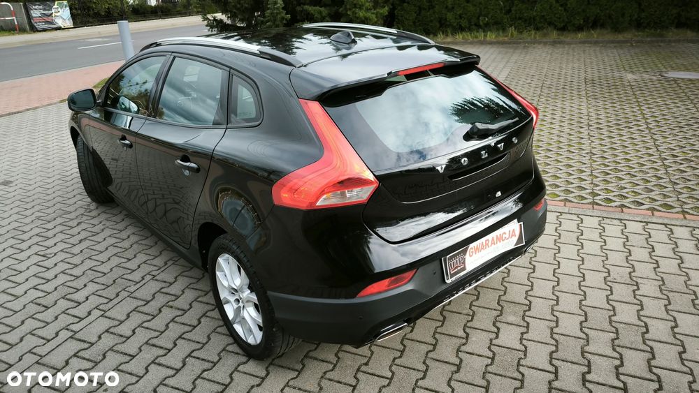 Volvo V40 Cross Country D2 Drive-E Momentum - 4