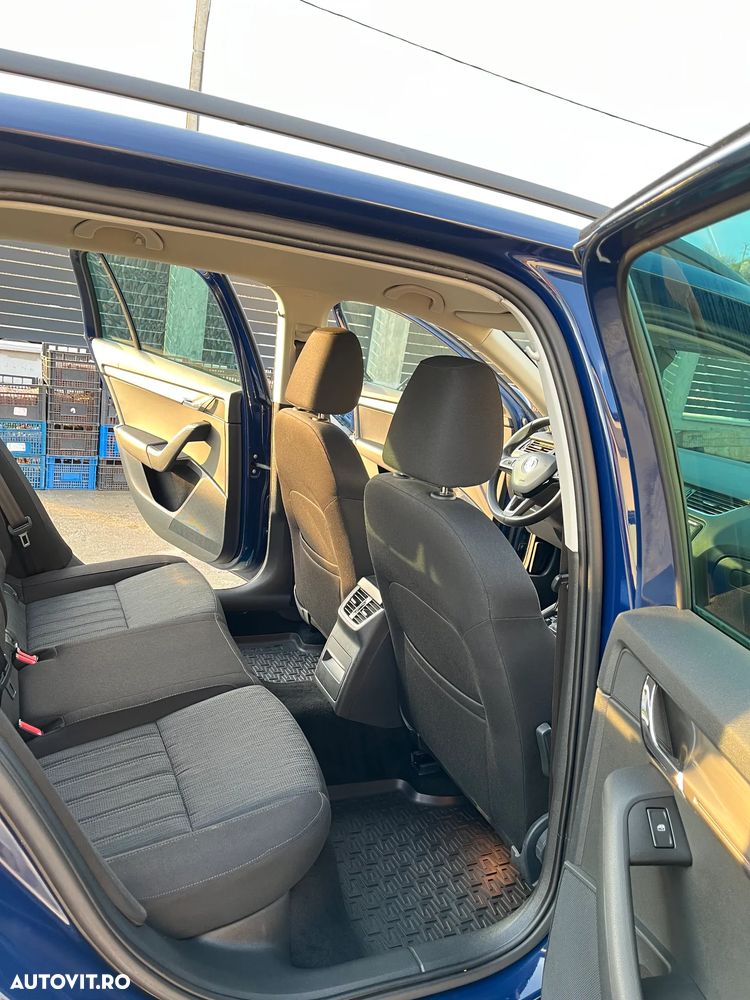 Skoda Octavia 1.6 TDI DSG Style - 17