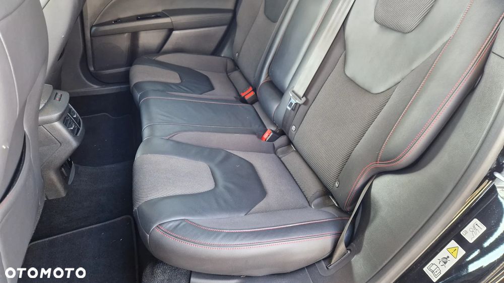 Ford Mondeo 2.0 EcoBlue ST-Line - 28