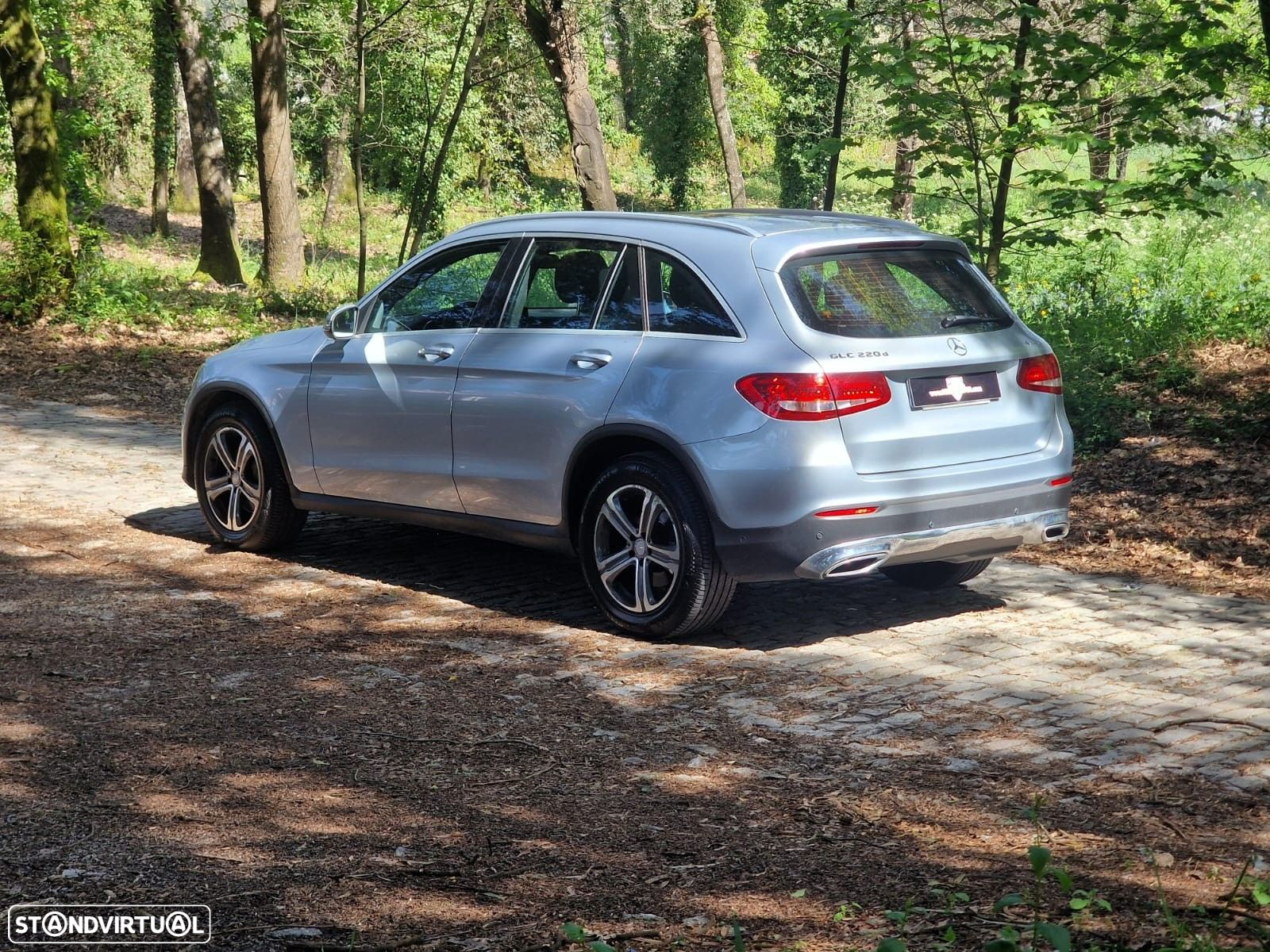 Mercedes-Benz GLC 220 d 4Matic 9G-TRONIC AMG Line - 9