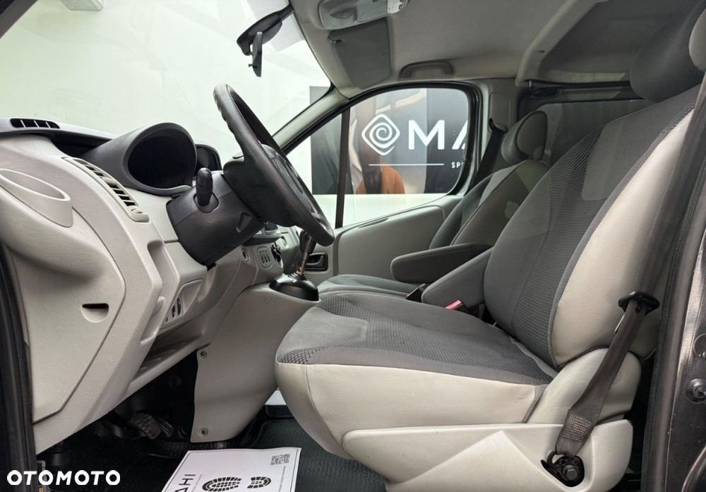 Opel Vivaro L2H1 Easytronic Life Cosmo - 25