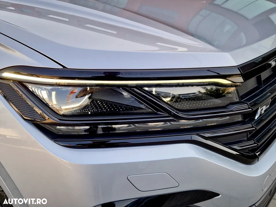 Volkswagen Touareg V6 TDI R-Style - 9