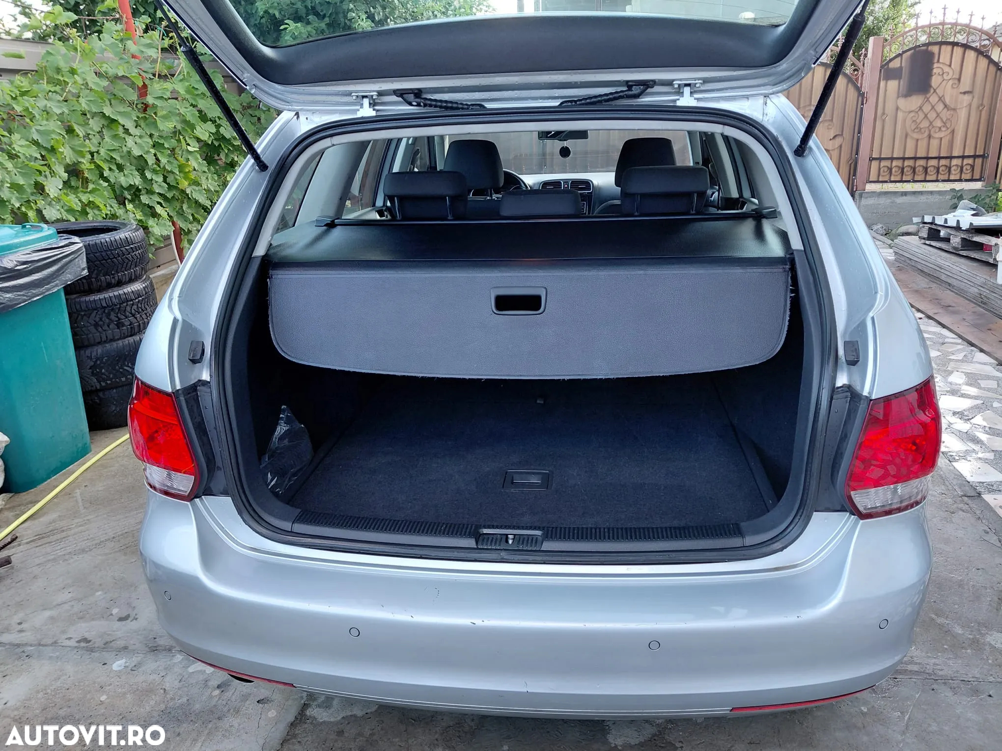 Volkswagen Golf 1.6 TDI BMT Comfortline - 9
