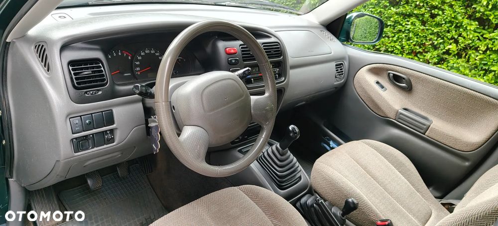 Suzuki Grand Vitara - 13