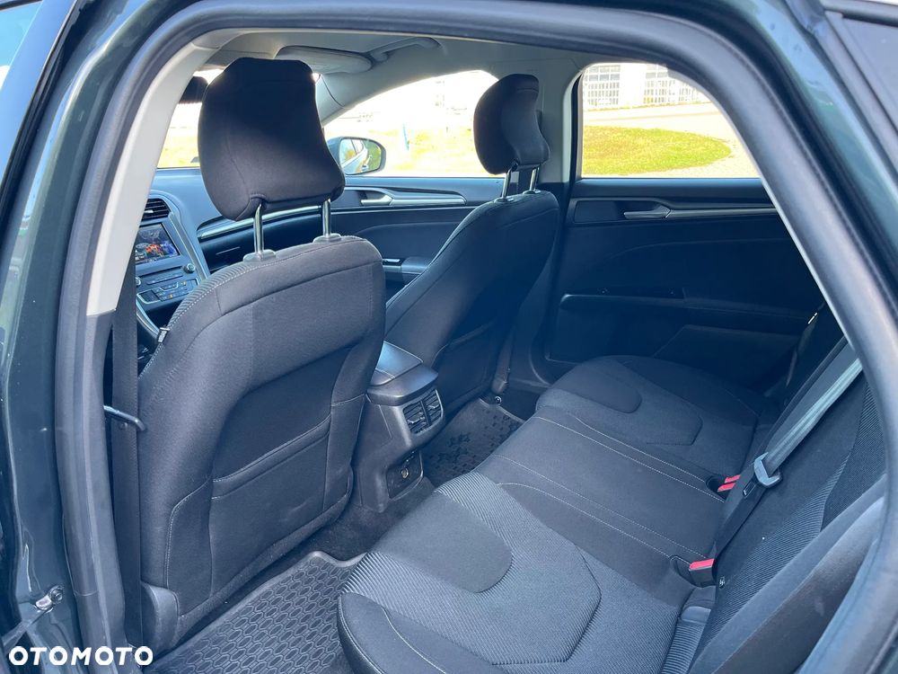 Ford Mondeo - 16