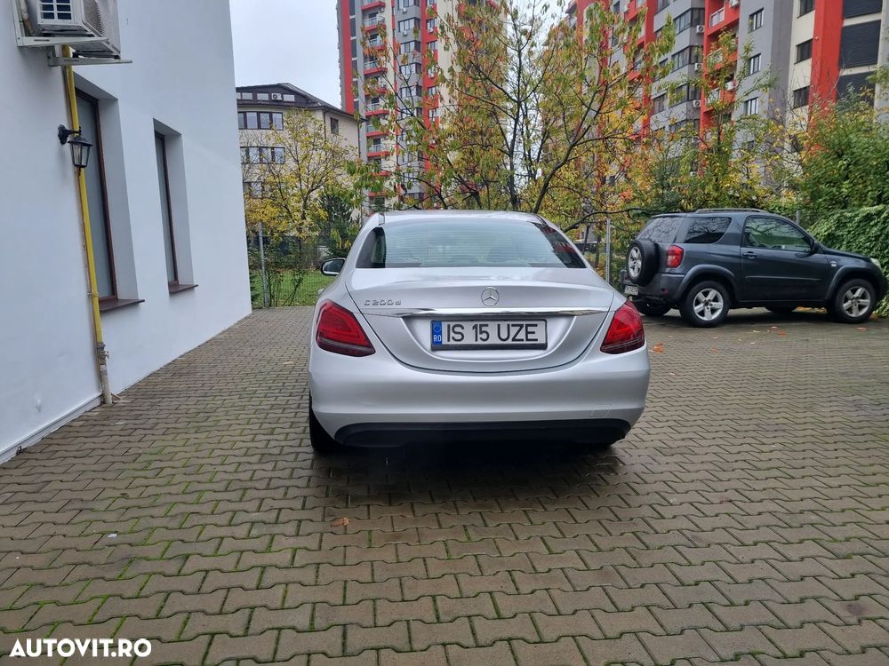 Mercedes-Benz C 2019 photo 3