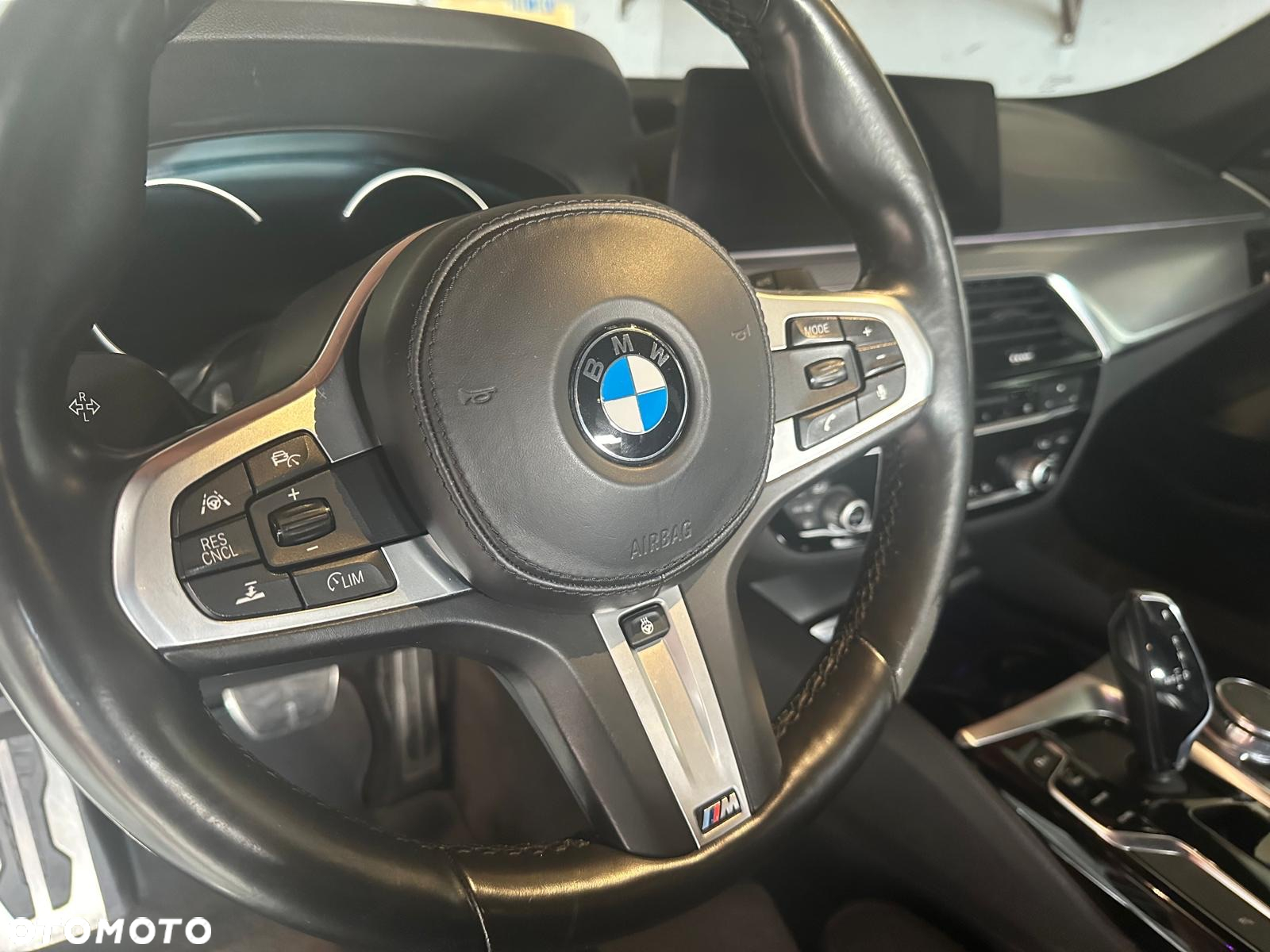 BMW Seria 5 540d xDrive M Sport sport - 17