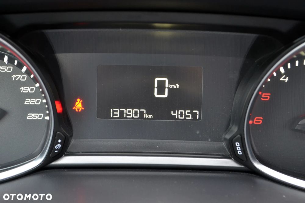 Peugeot 308 - 26