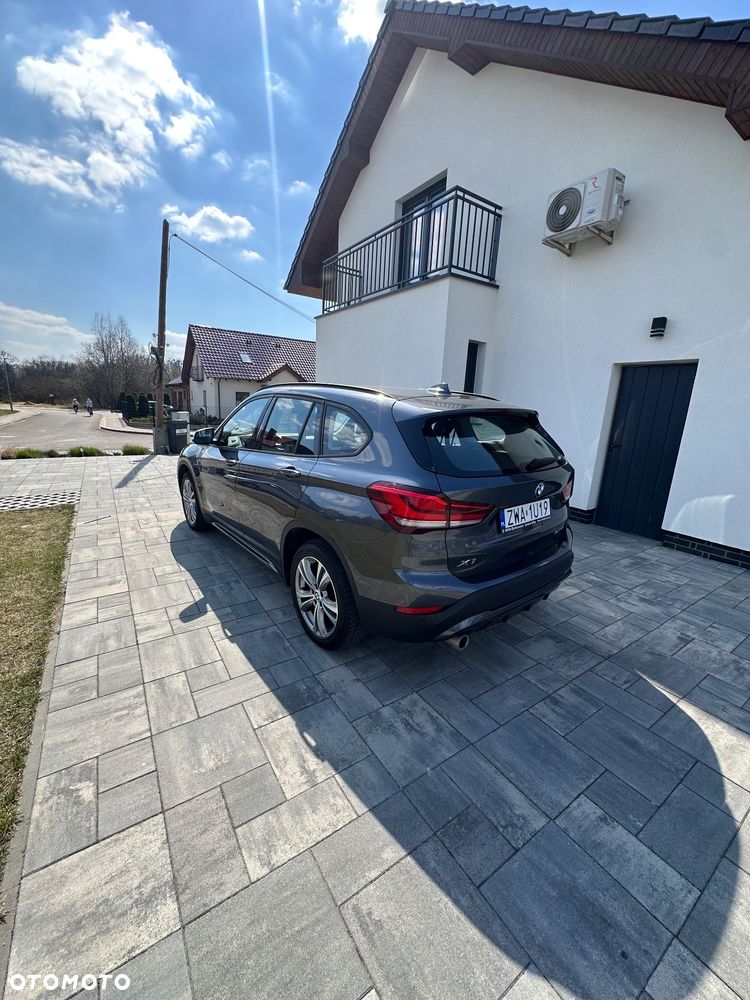 BMW X1 sDrive18i Sport Line - 26