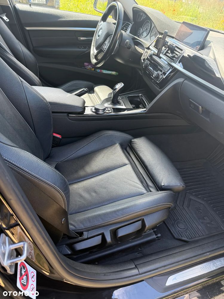 BMW Seria 3 320d Efficient Dynamics - 34