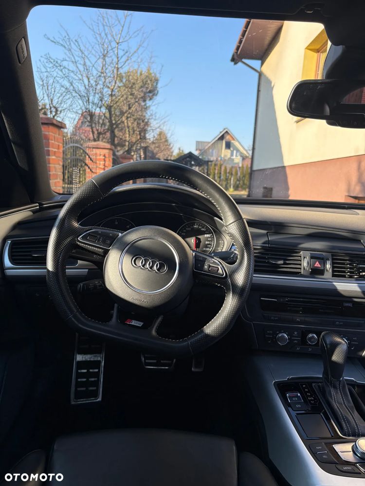 Audi A6 Avant 2.0 TDI Ultra S tronic - 16