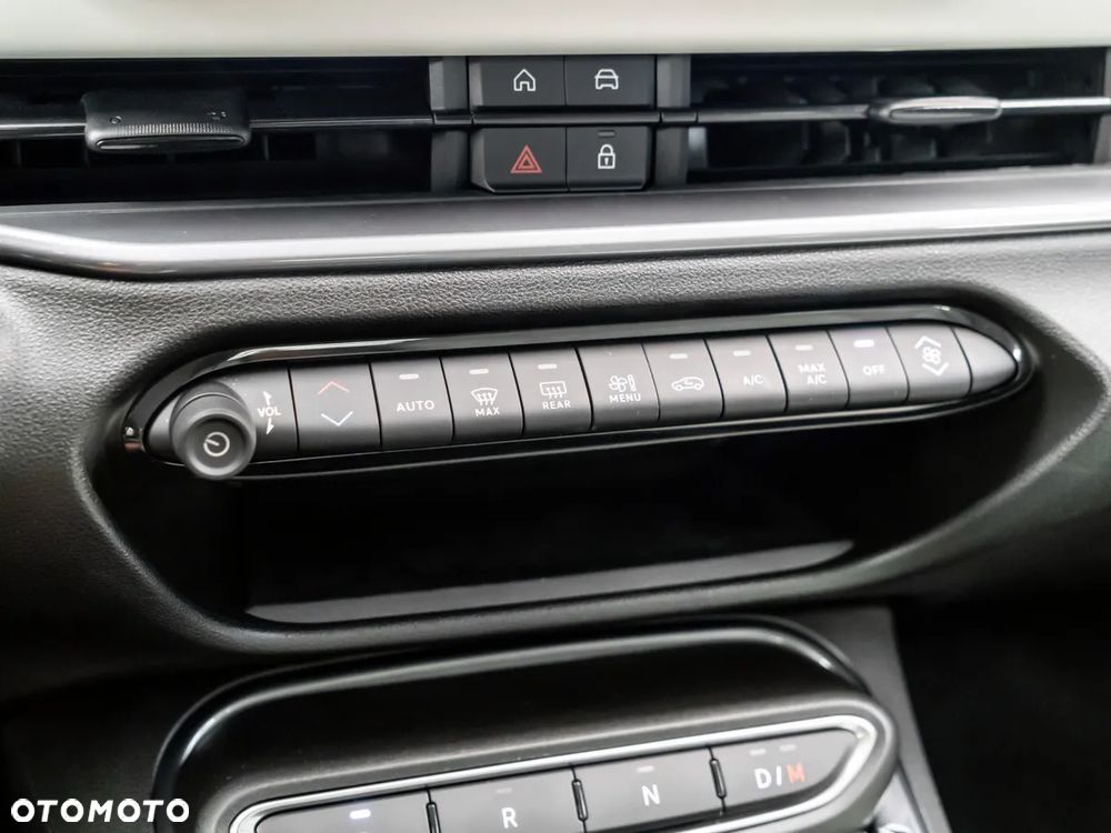 Fiat 600 ver-1-2-turbo-hybrid-la-prima-edct - 26