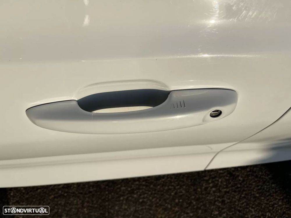 Ford Focus SW 1.5 EcoBlue S&S TITANIUM DESIGN - 21