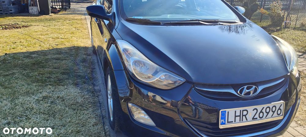 Hyundai Elantra 1.6 Comfort - 13