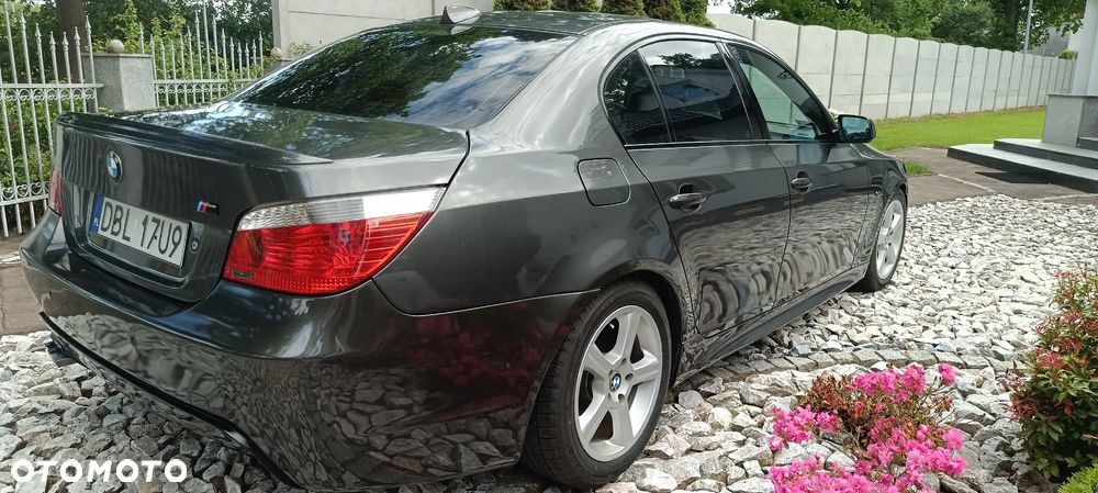 BMW Seria 5 525d - 6