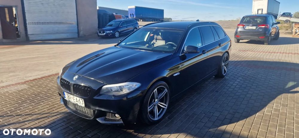 BMW Seria 5 525d - 6