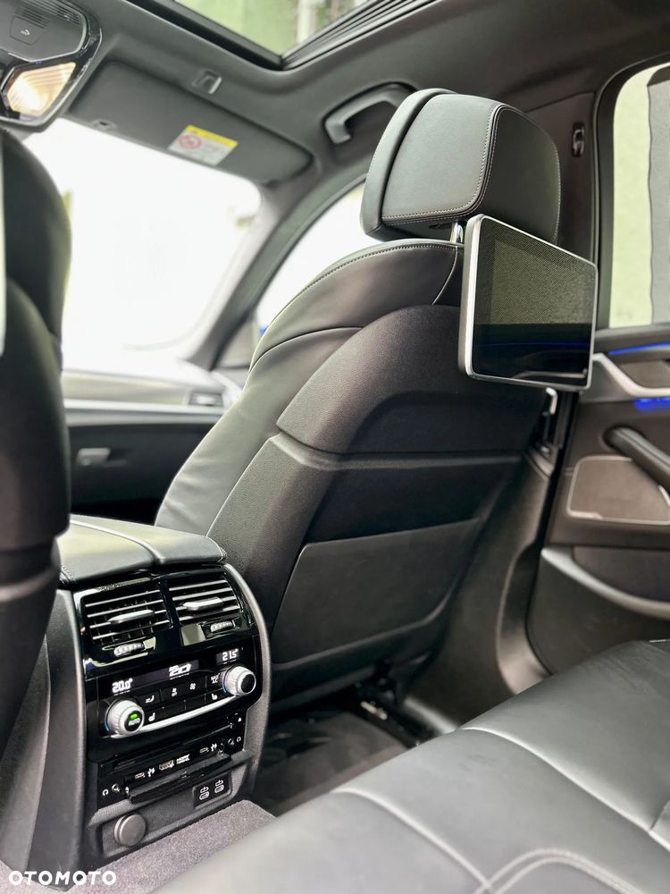 BMW Seria 5 540d xDrive mHEV M Sport sport - 19