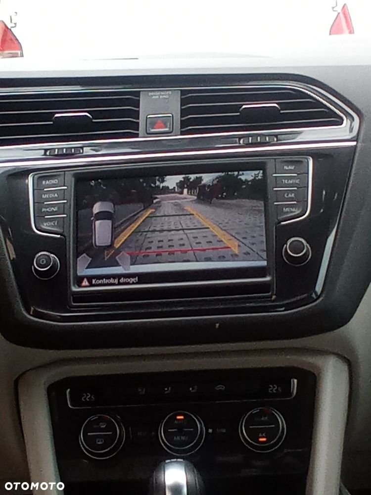 Volkswagen Tiguan - 19