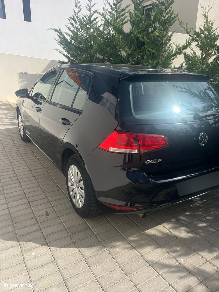 VW Golf 1.6 TDi BlueMotion DSG Trendline - 8