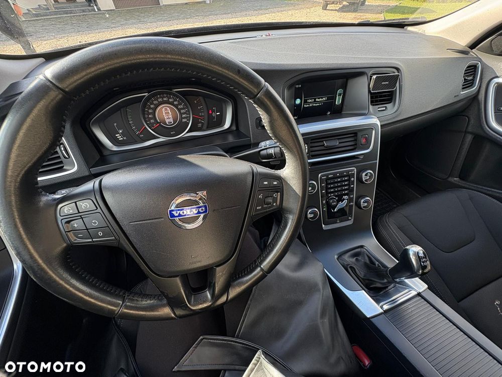 Volvo V60 D2 Drive-E Momentum - 30