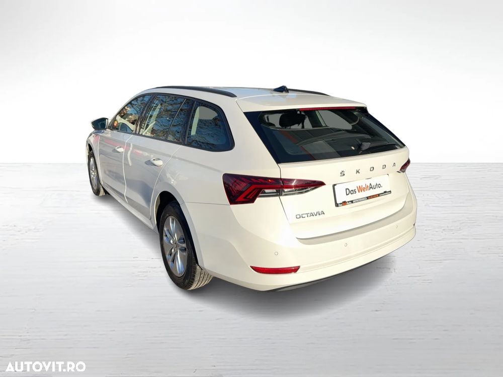 Skoda Octavia 2.0 TDI DSG Ambition - 3