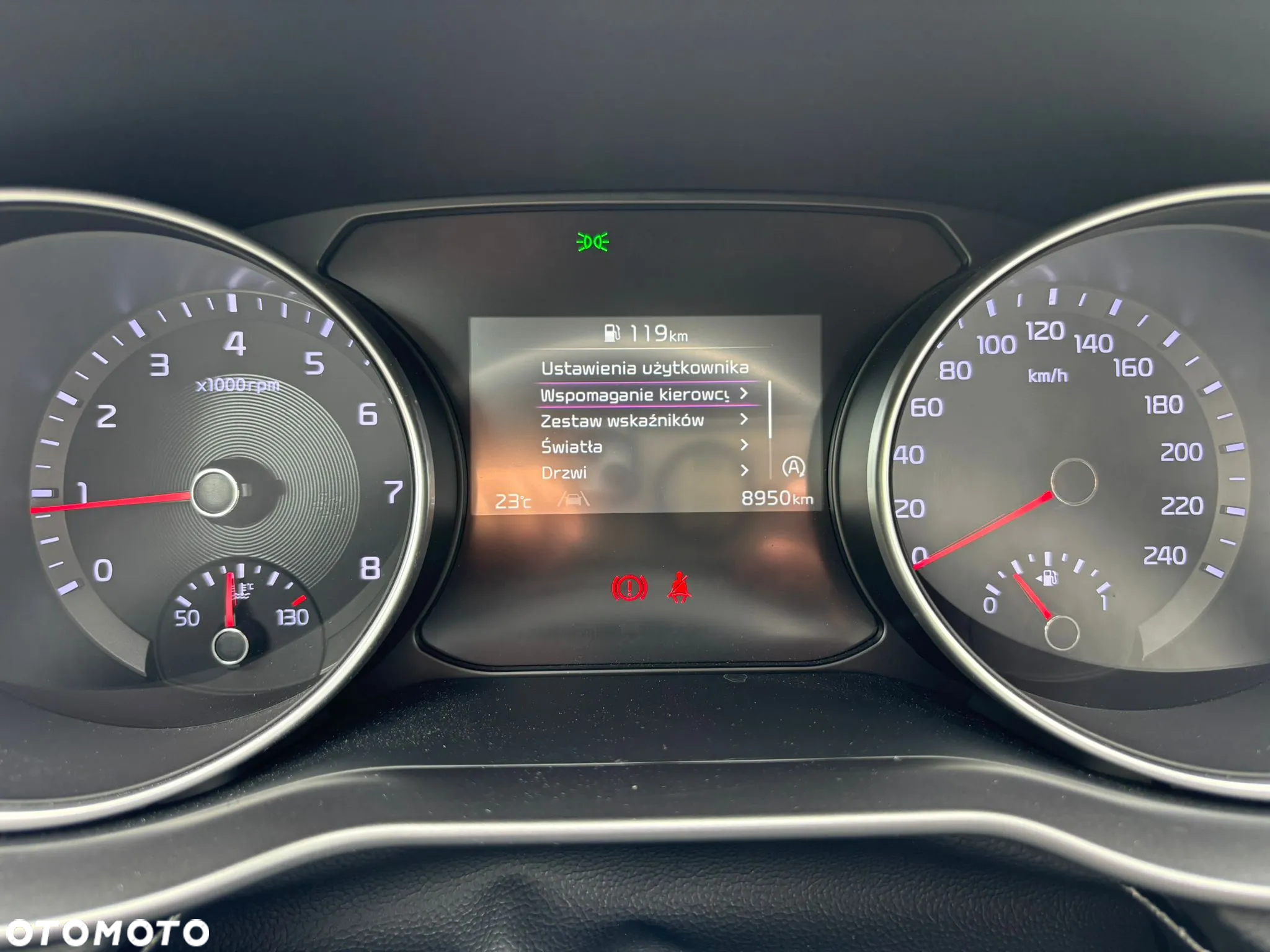Kia XCeed 1.5 T-GDI M - 32