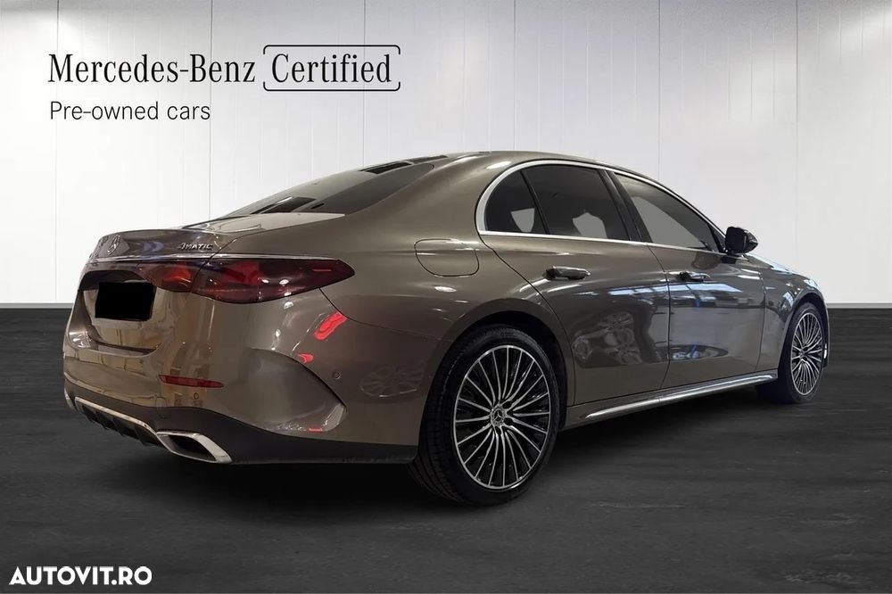 Mercedes-Benz E 300e 4Matic 9G-TRONIC Edition AMG Line - 6
