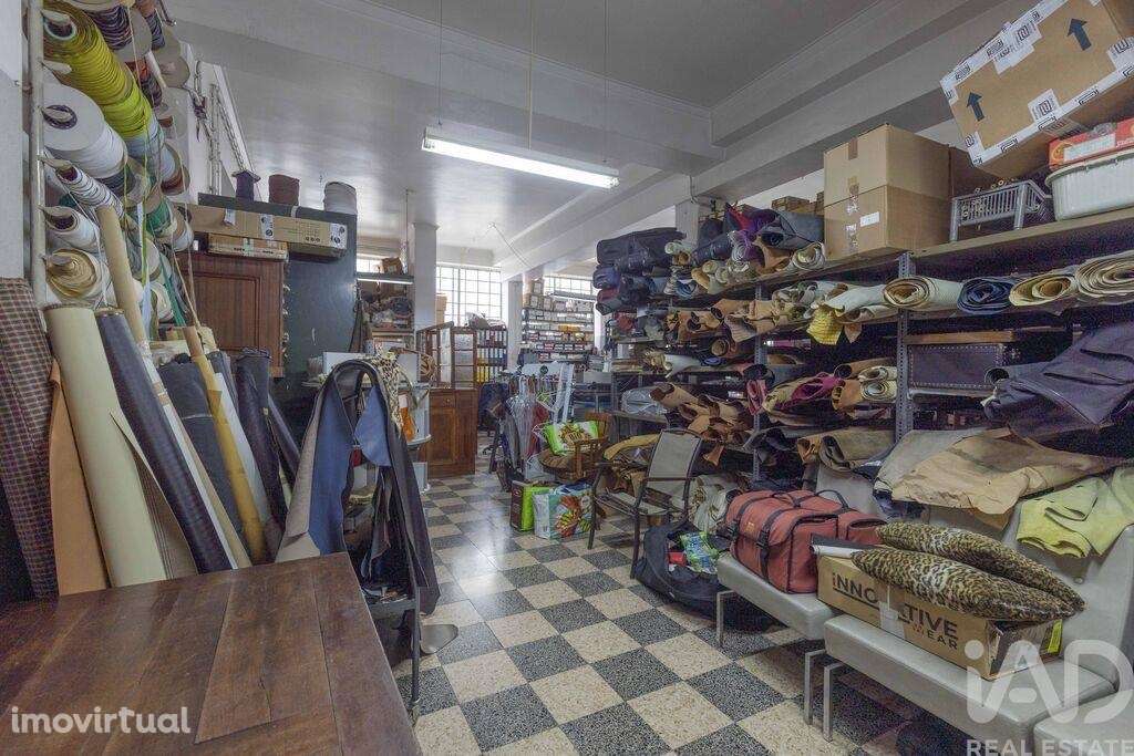 Loja / Estabelecimento Comercial T3 em Arroios de 181,00 m2 - Grande imagem: 3/15