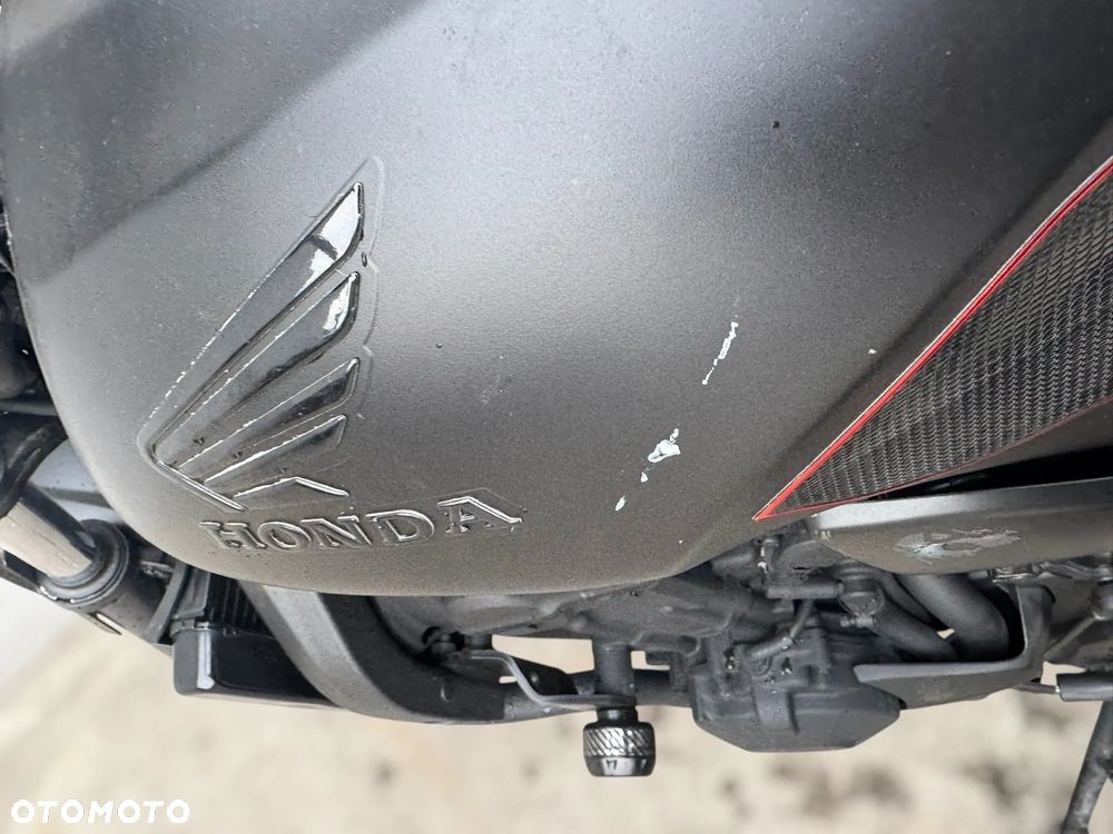 Honda CBF - 7
